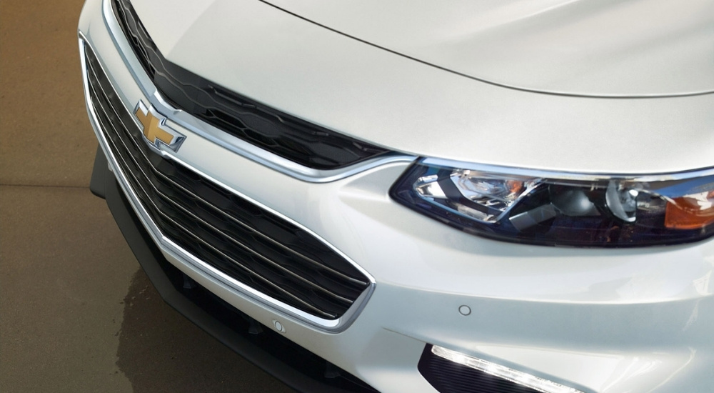 Grille on a white 2016 Chevy Malibu