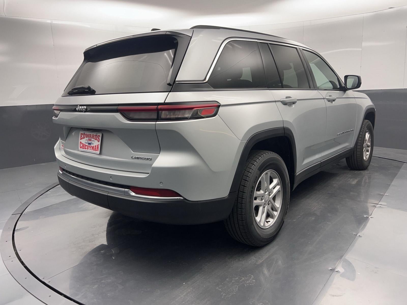 2023 Jeep Grand Cherokee Laredo