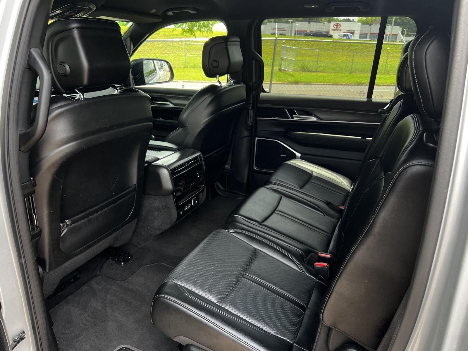 2024 Jeep Wagoneer Series II