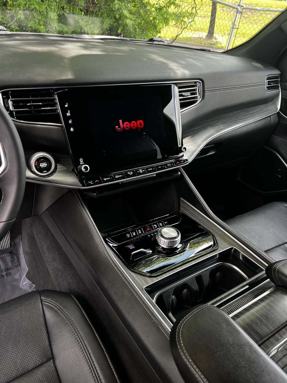 2024 Jeep Wagoneer Series II