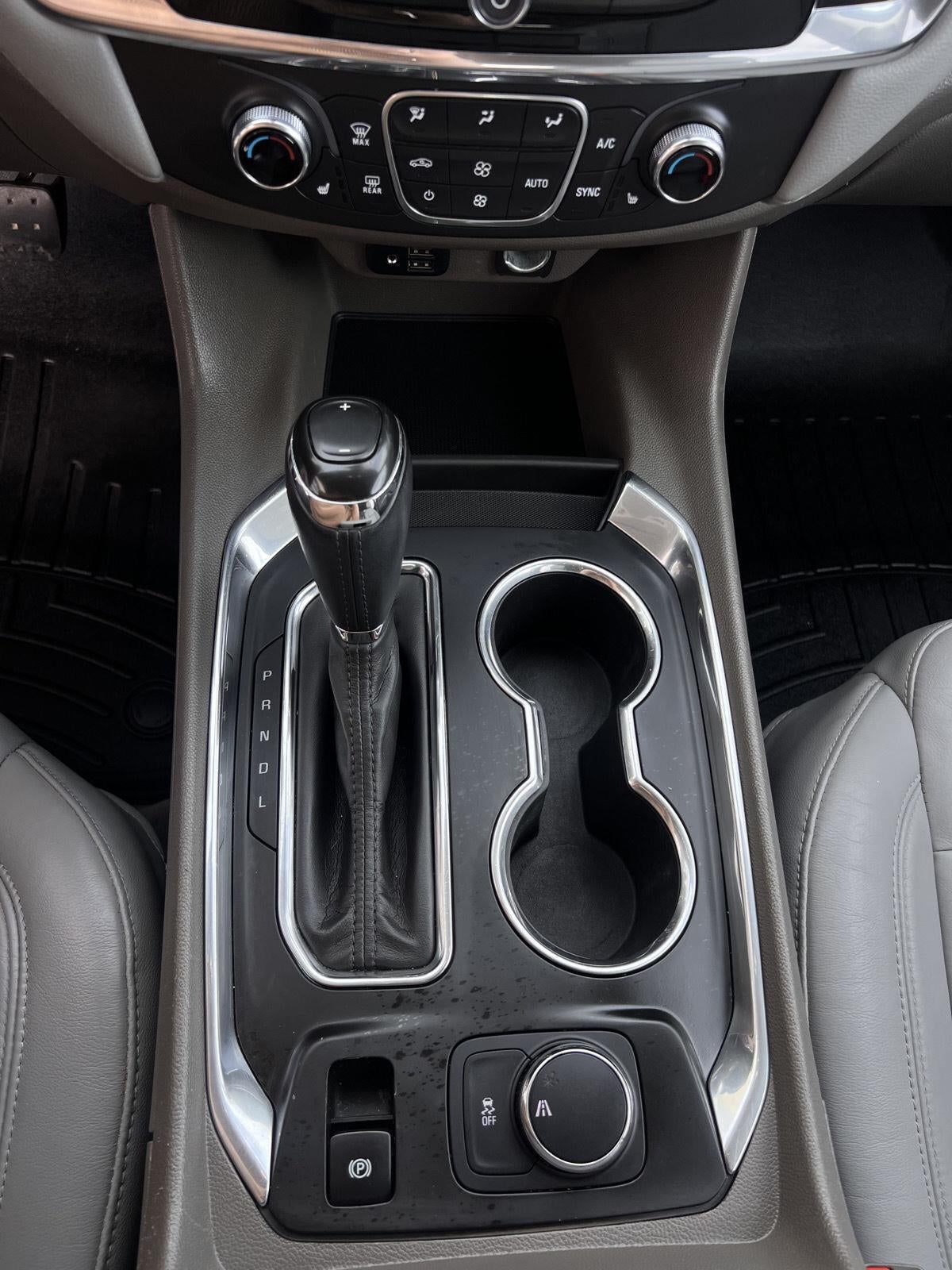 2020 Chevrolet Traverse LT Leather