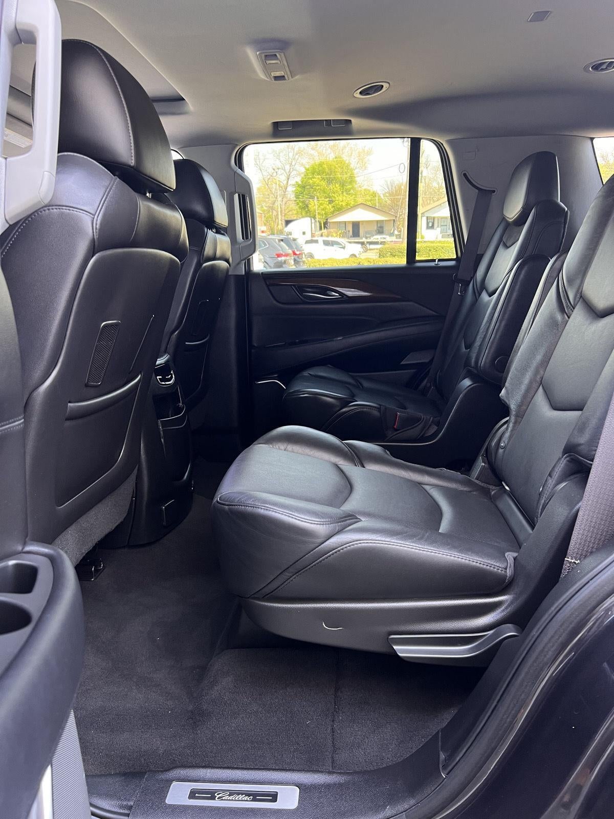 2017 Cadillac Escalade Luxury