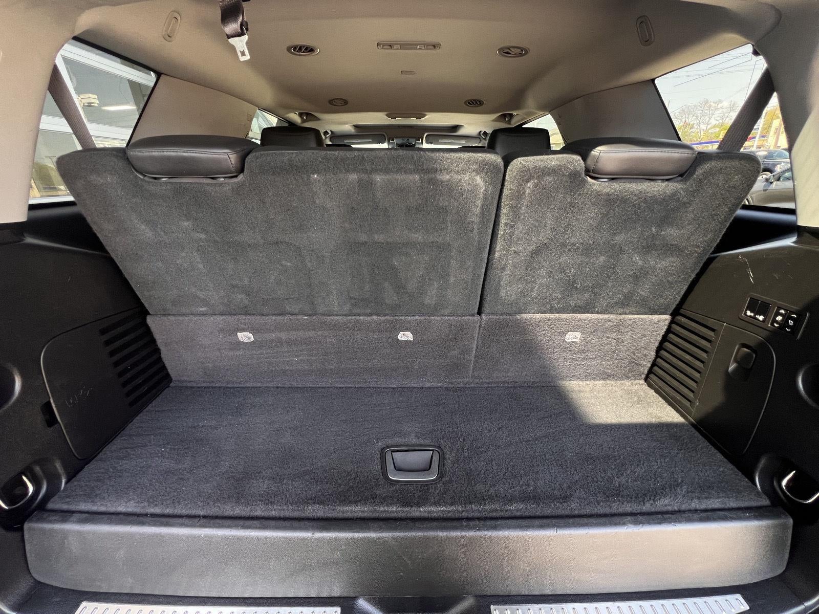 2017 Cadillac Escalade Luxury