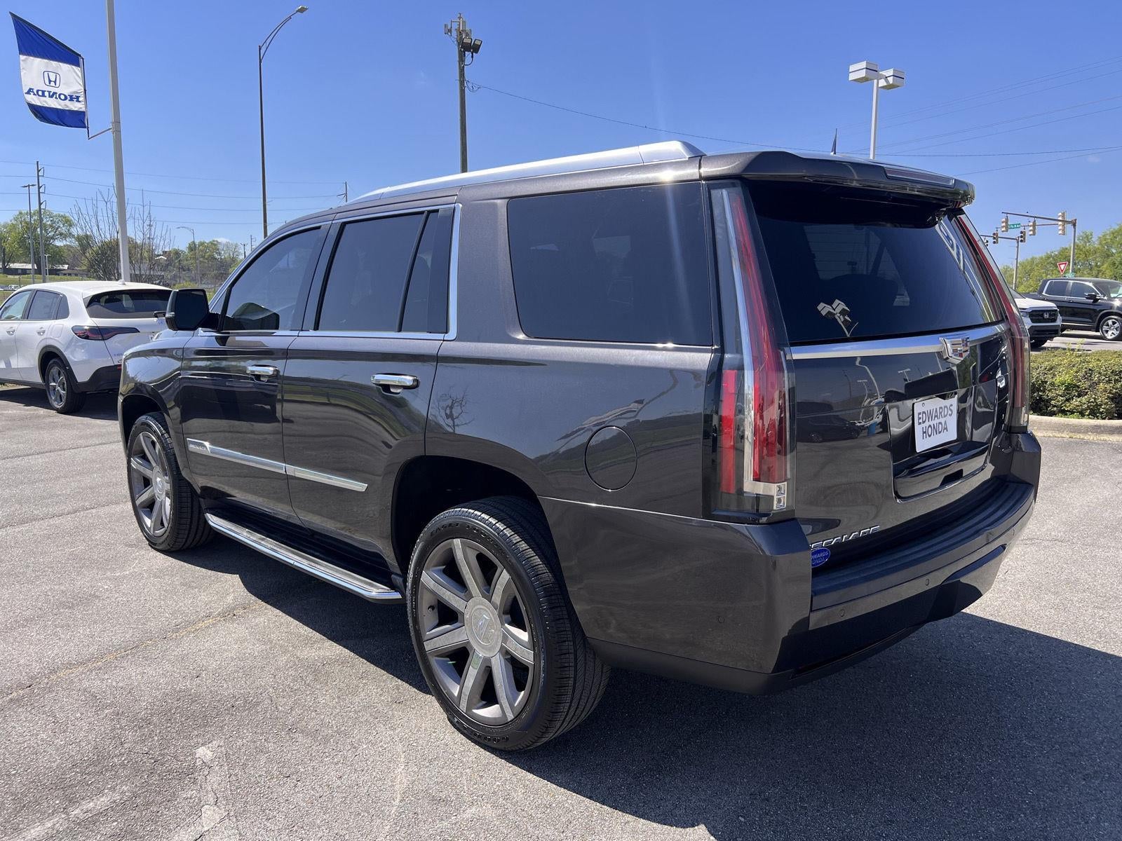 2017 Cadillac Escalade Luxury
