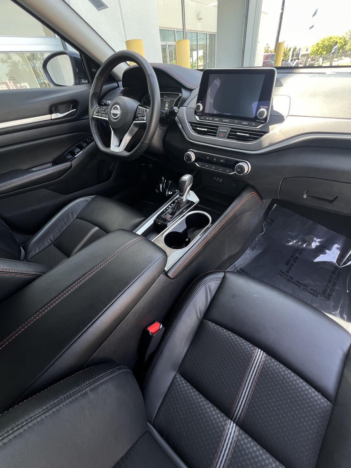 2025 Nissan Altima SR