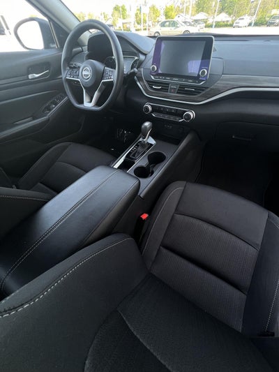 2025 Nissan Altima SV