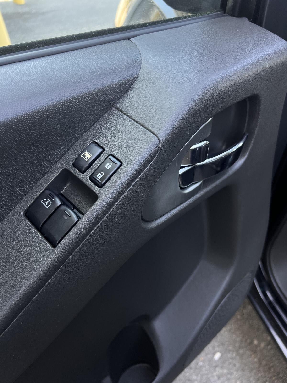 2012 Nissan Frontier SV