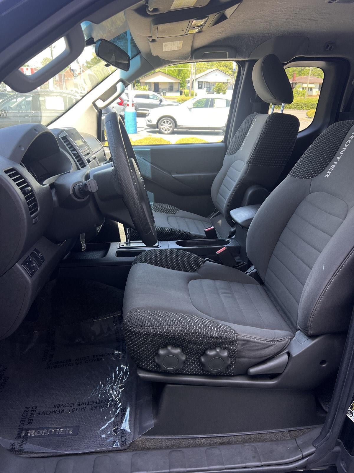 2012 Nissan Frontier SV