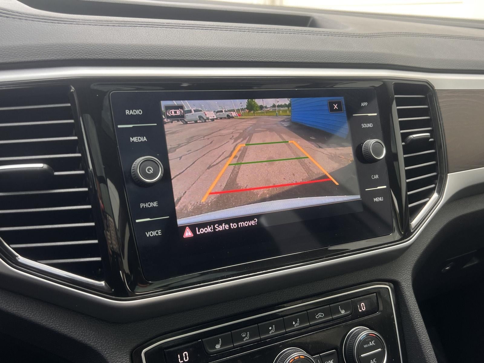2023 Volkswagen Atlas 3.6L V6 SE w/Technology
