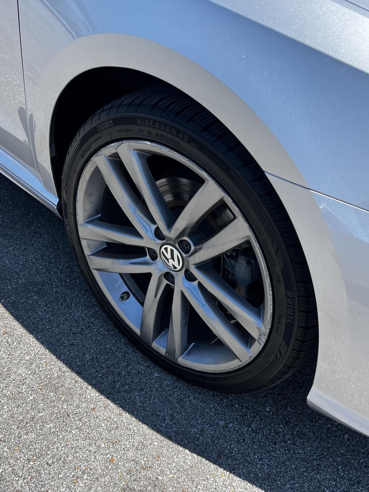 2018 Volkswagen Passat R-Line
