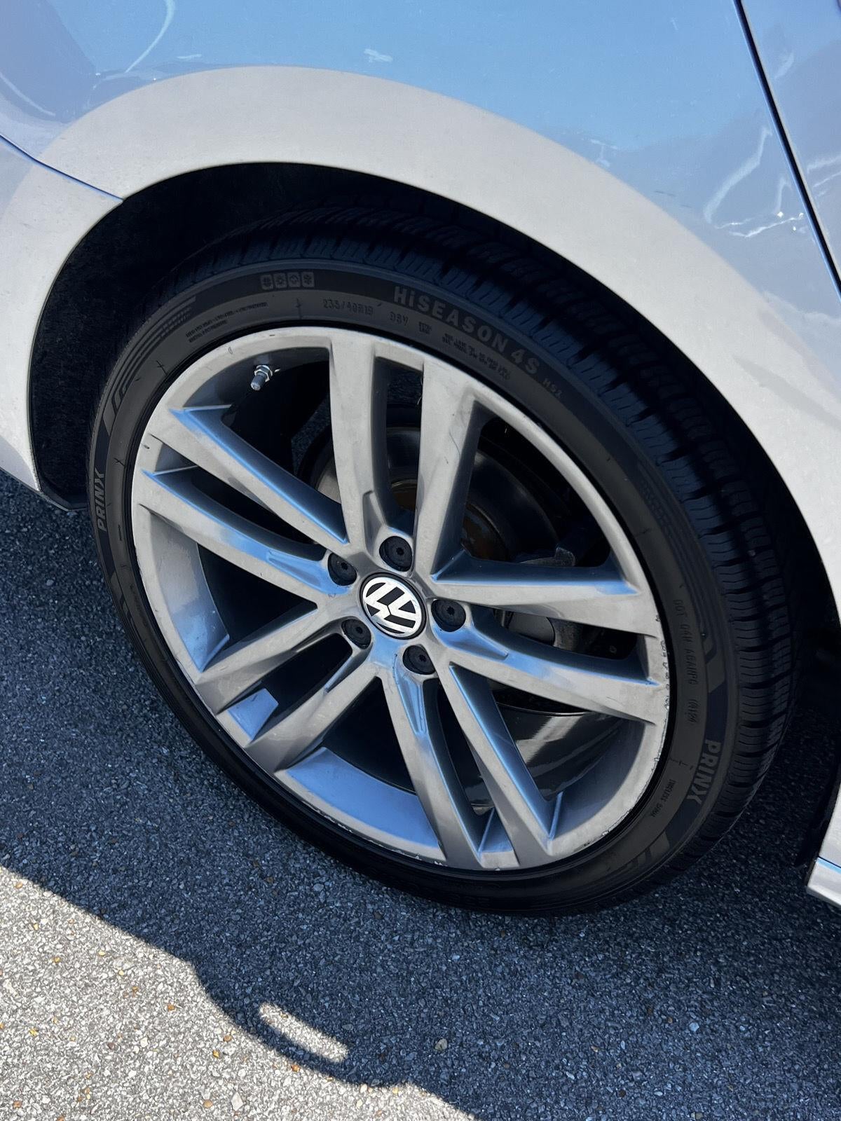 2018 Volkswagen Passat R-Line
