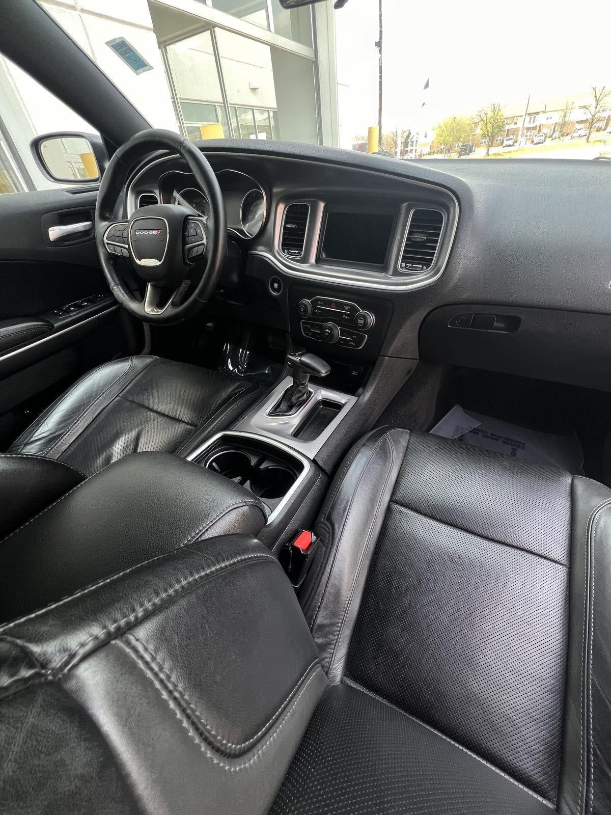 2019 Dodge Charger SXT