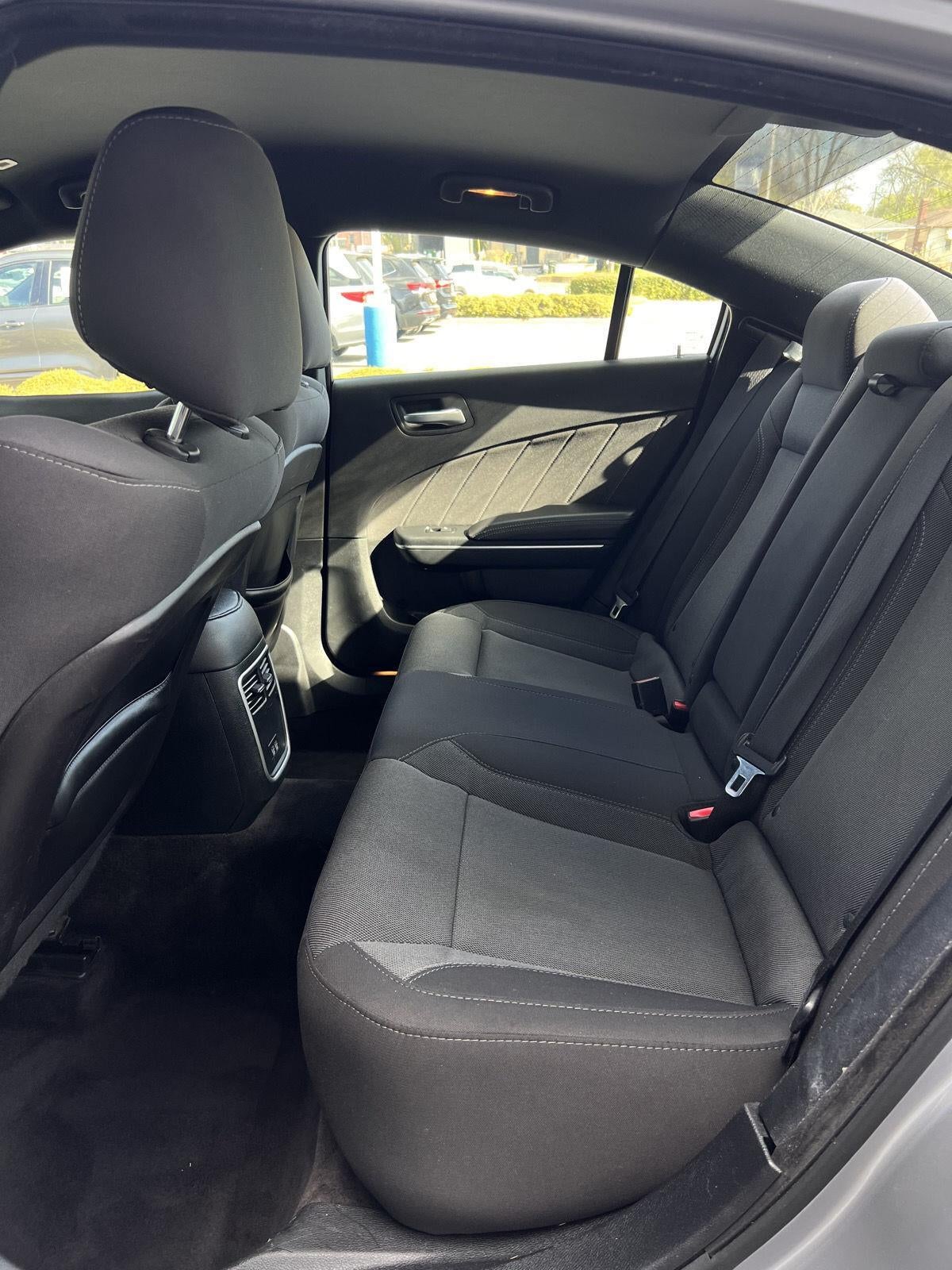 2017 Dodge Charger SXT