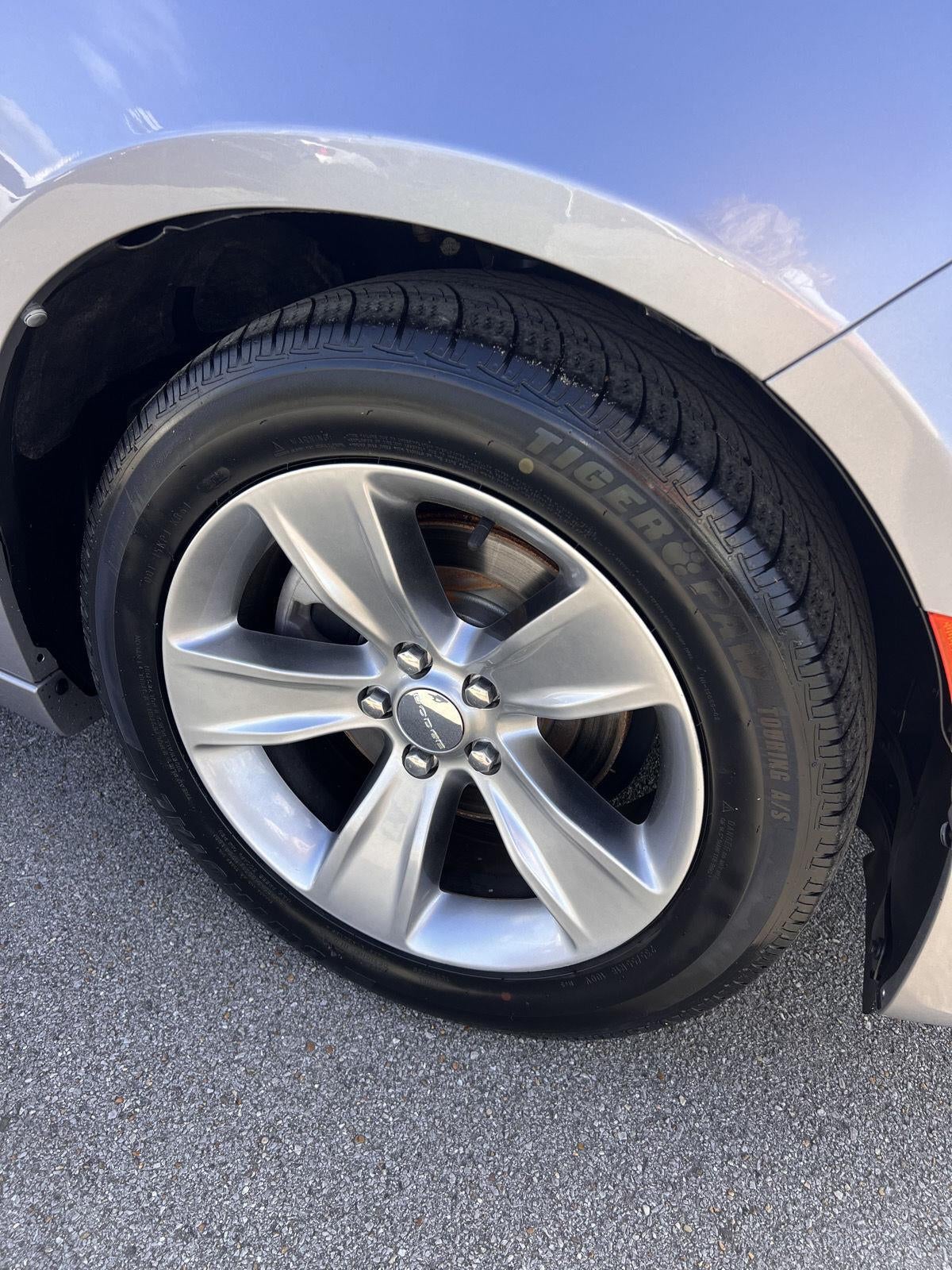 2017 Dodge Charger SXT