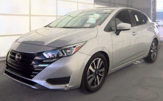 2023 Nissan Versa SV