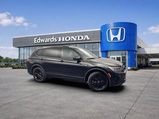 2022 Volkswagen Tiguan SE R-Line Black