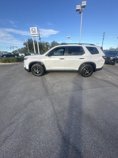 2025 Honda Pilot TrailSport