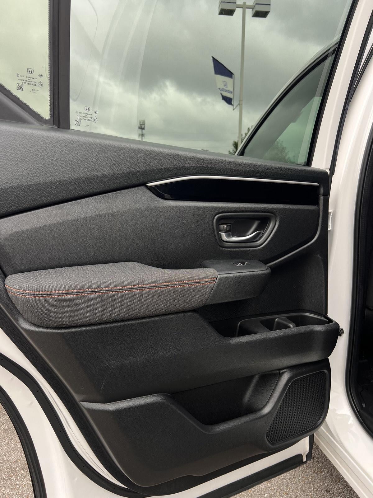2023 Honda Pilot Sport