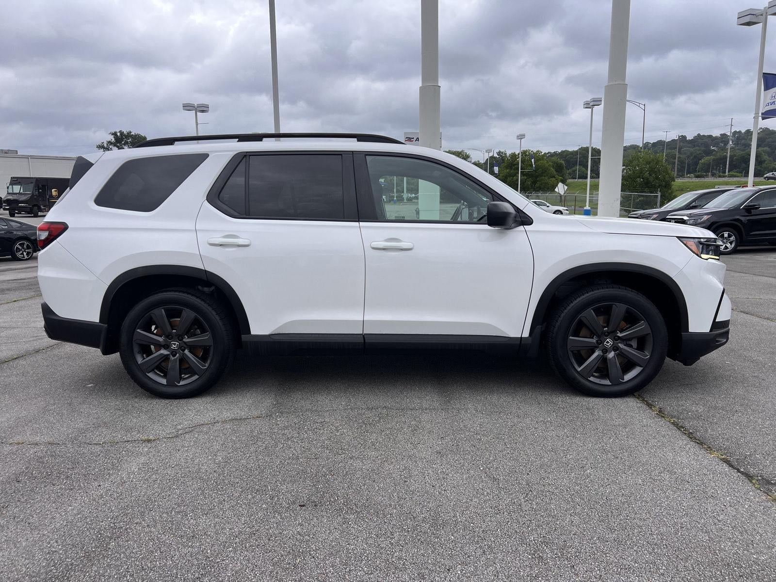 2023 Honda Pilot Sport