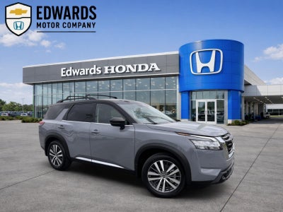 2022 Nissan Pathfinder Platinum