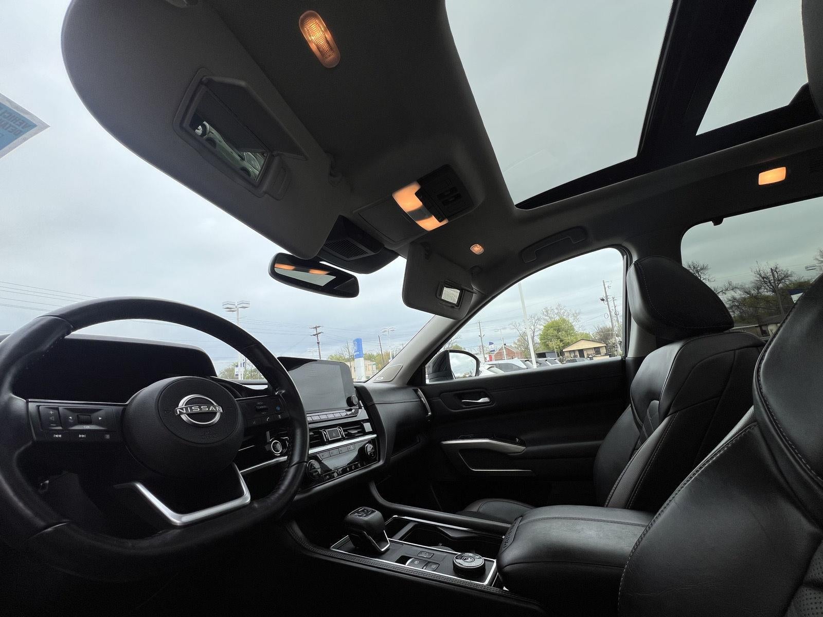 2022 Nissan Pathfinder Platinum