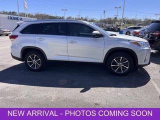 2019 Toyota Highlander SE