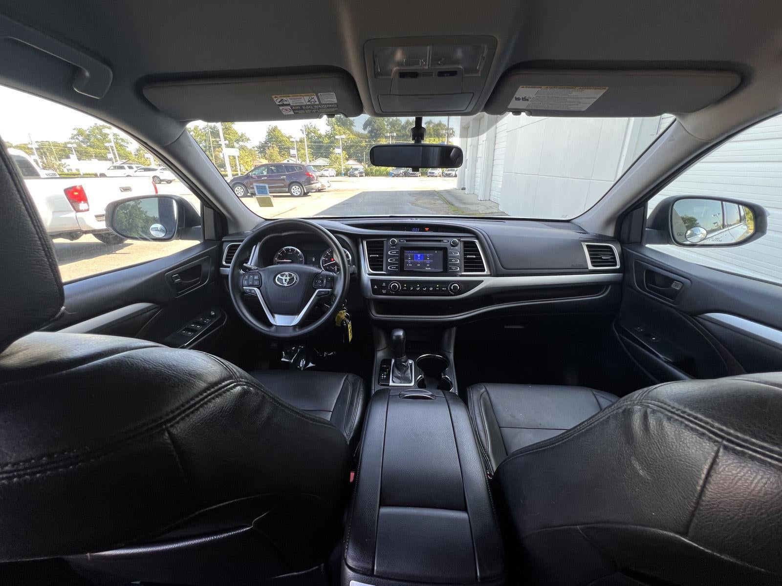 2015 Toyota Highlander LE