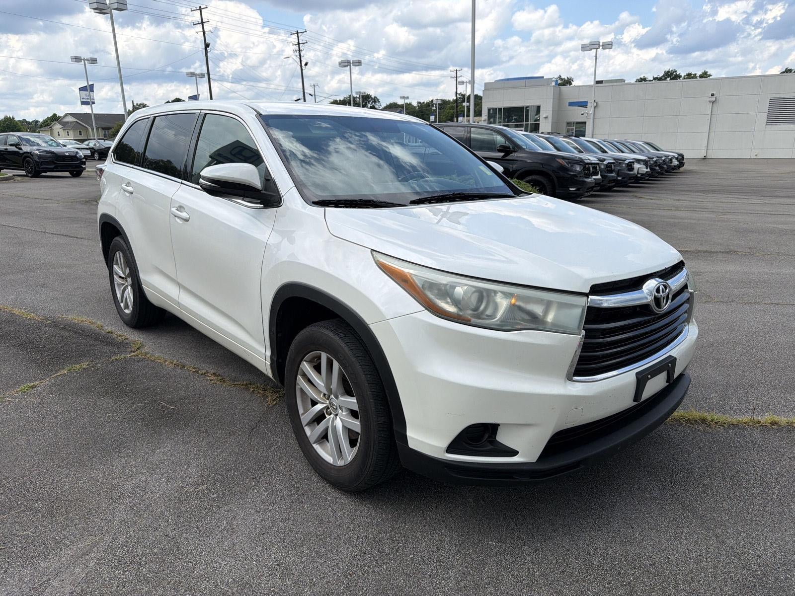 2015 Toyota Highlander LE