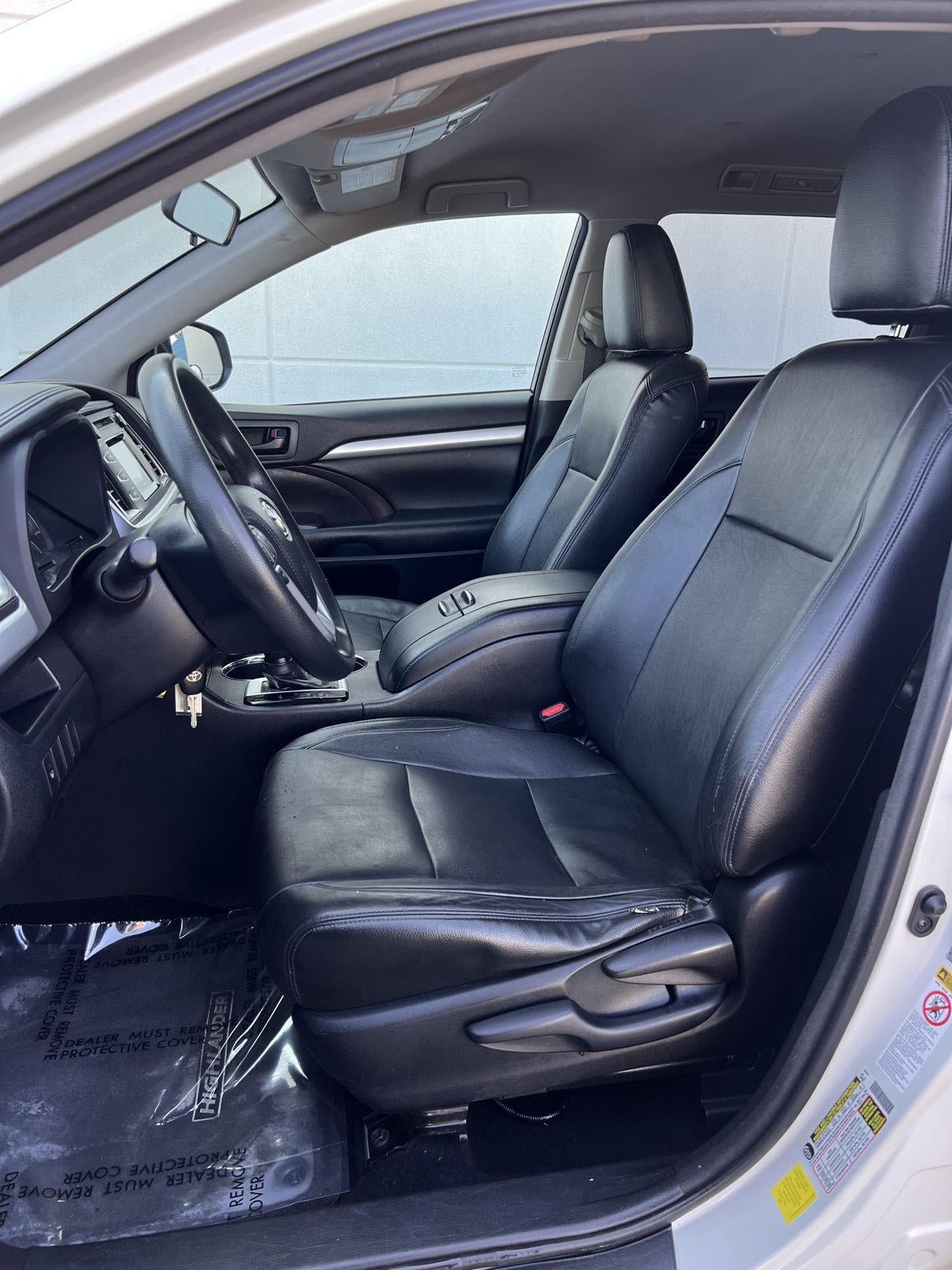 2015 Toyota Highlander LE