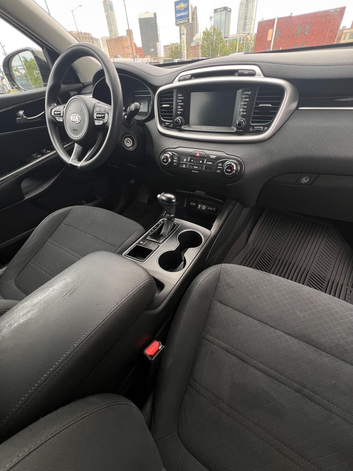 2018 Kia Sorento LX