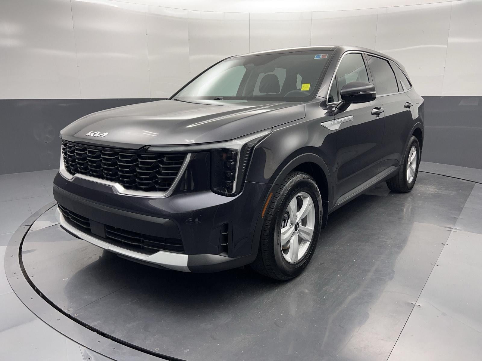 2025 Kia Sorento LX