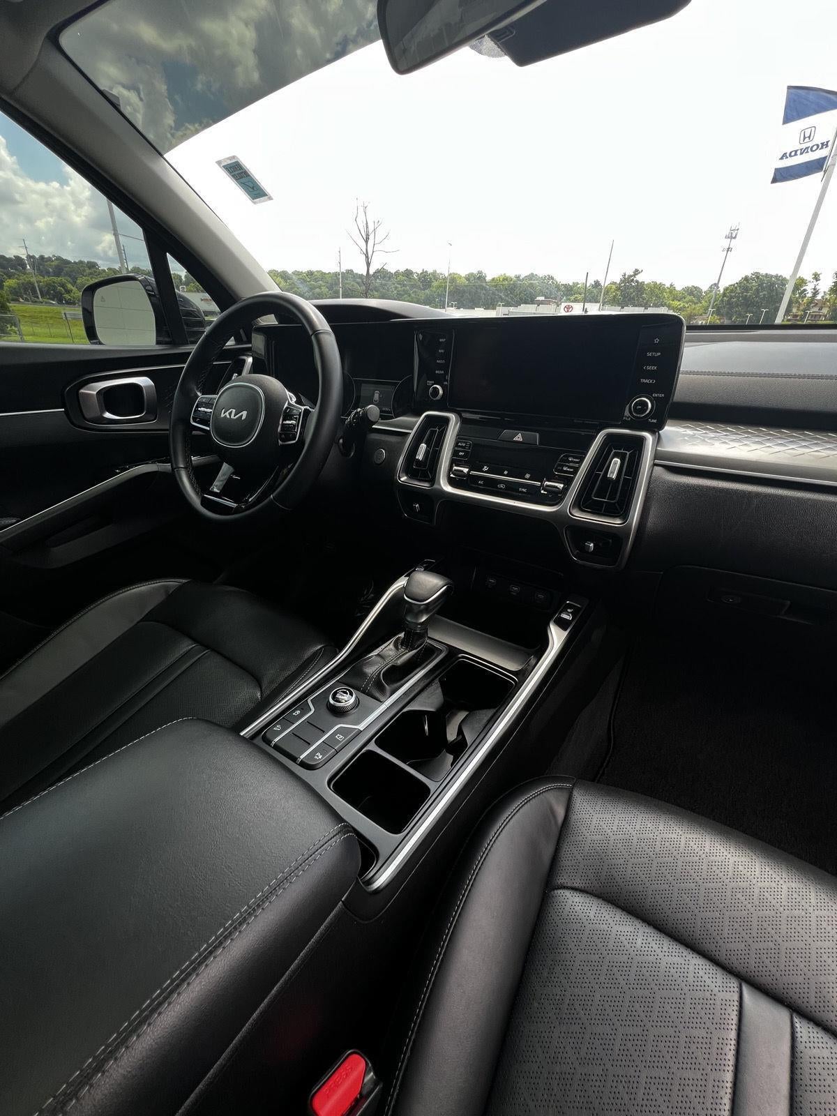 2022 Kia Sorento S