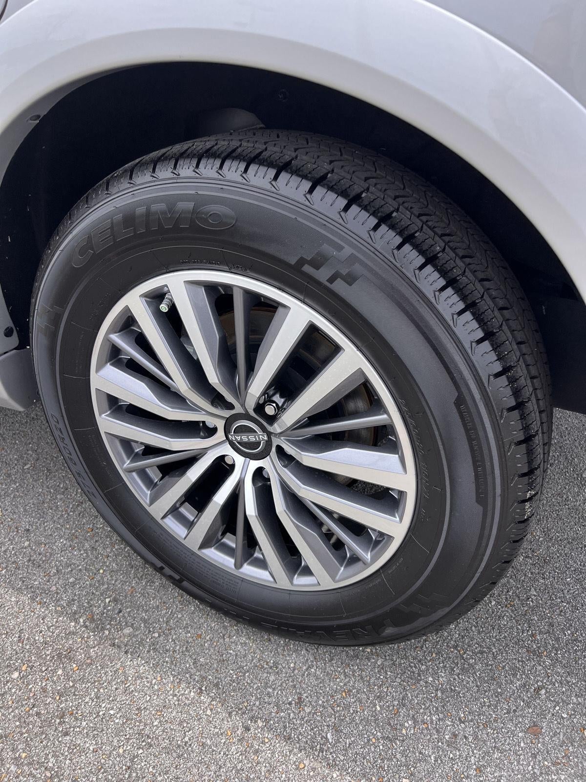 2024 Nissan Armada SL
