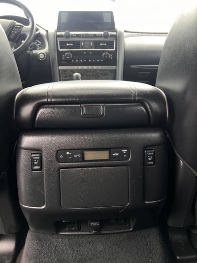 2021 Nissan Armada Platinum