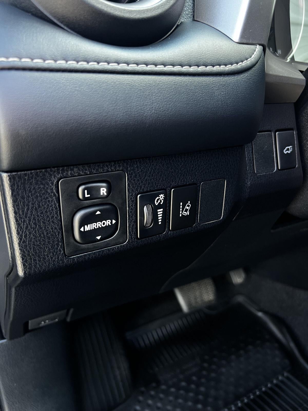 2018 Toyota RAV4 Hybrid XLE