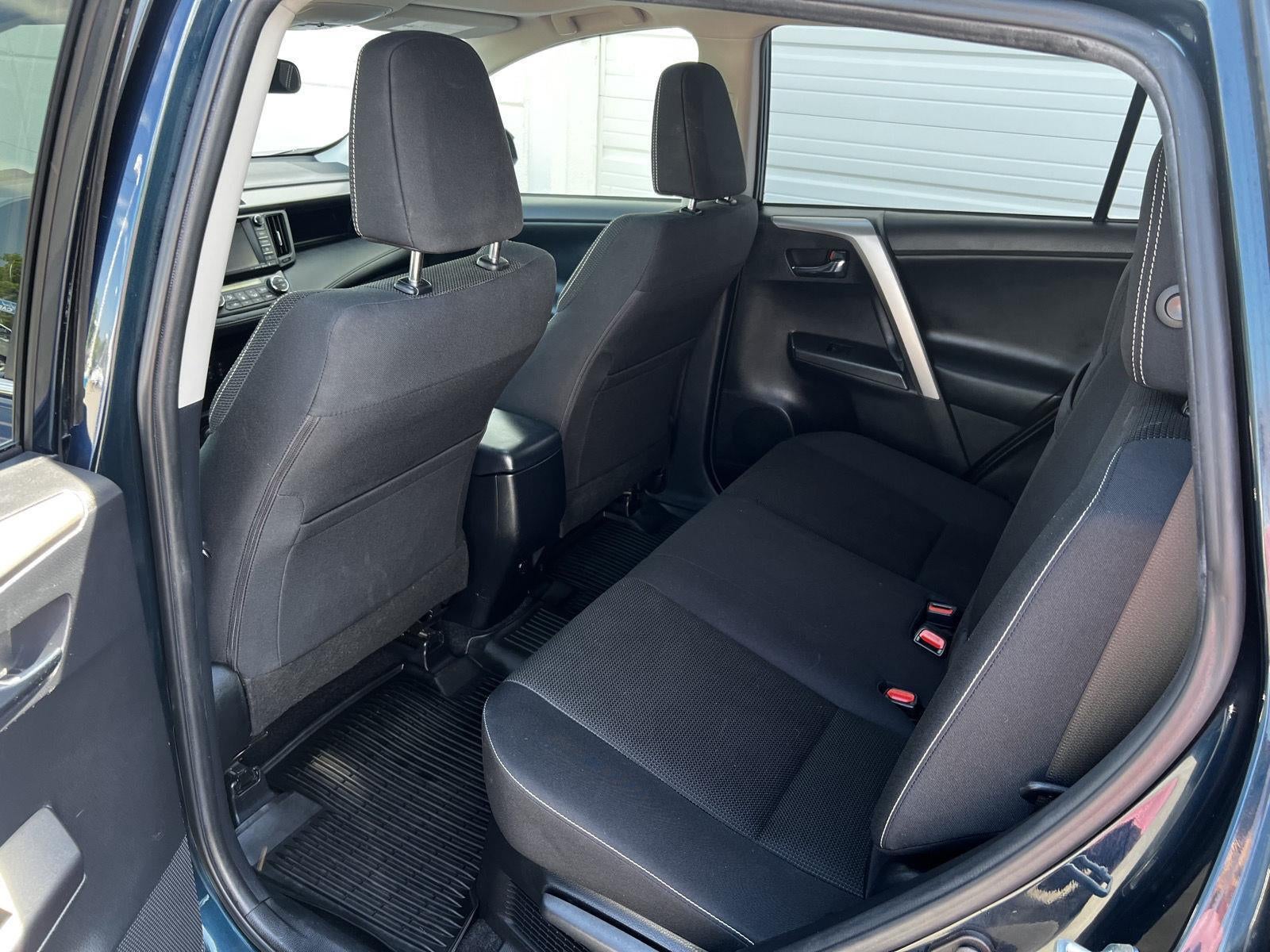 2018 Toyota RAV4 Hybrid XLE