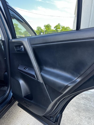 2018 Toyota RAV4 Hybrid XLE