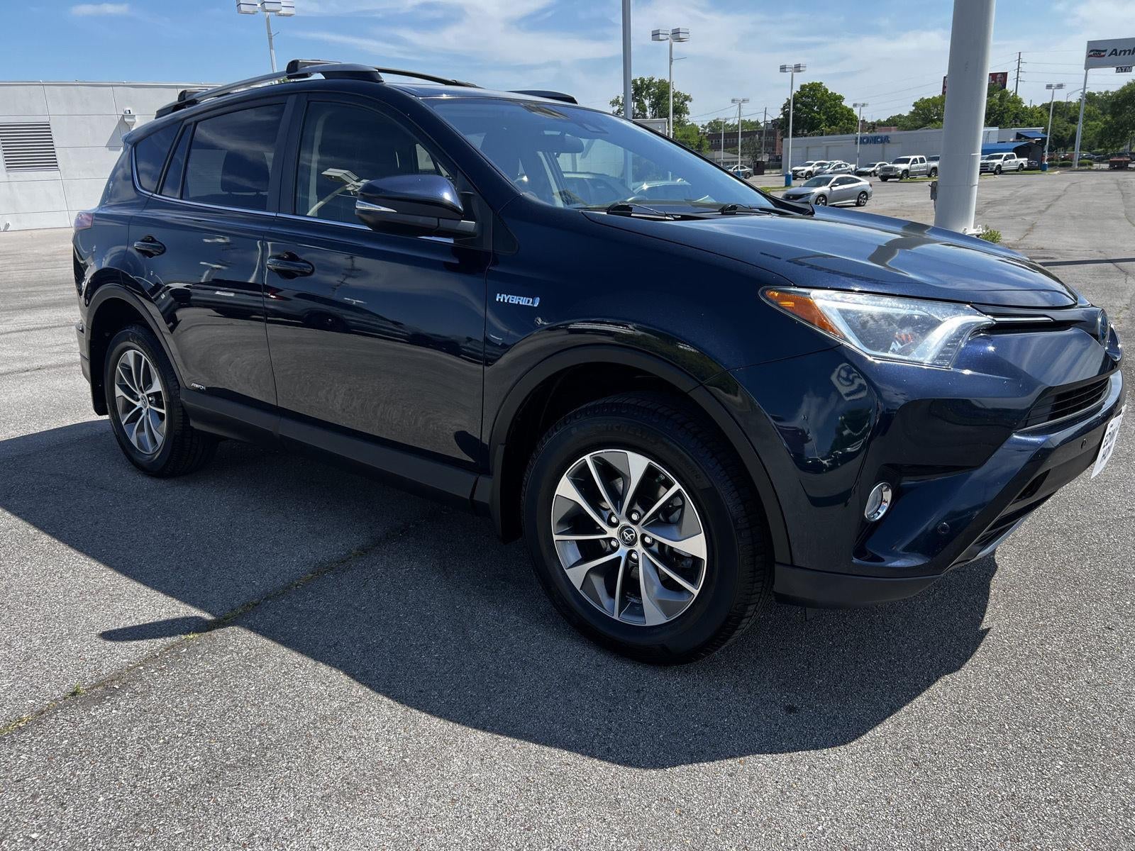 2018 Toyota RAV4 Hybrid XLE