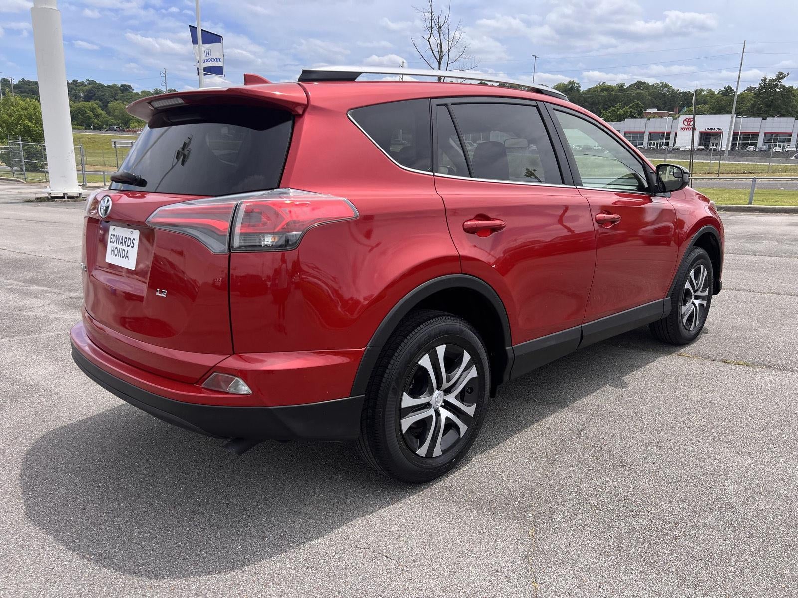 2017 Toyota RAV4 LE