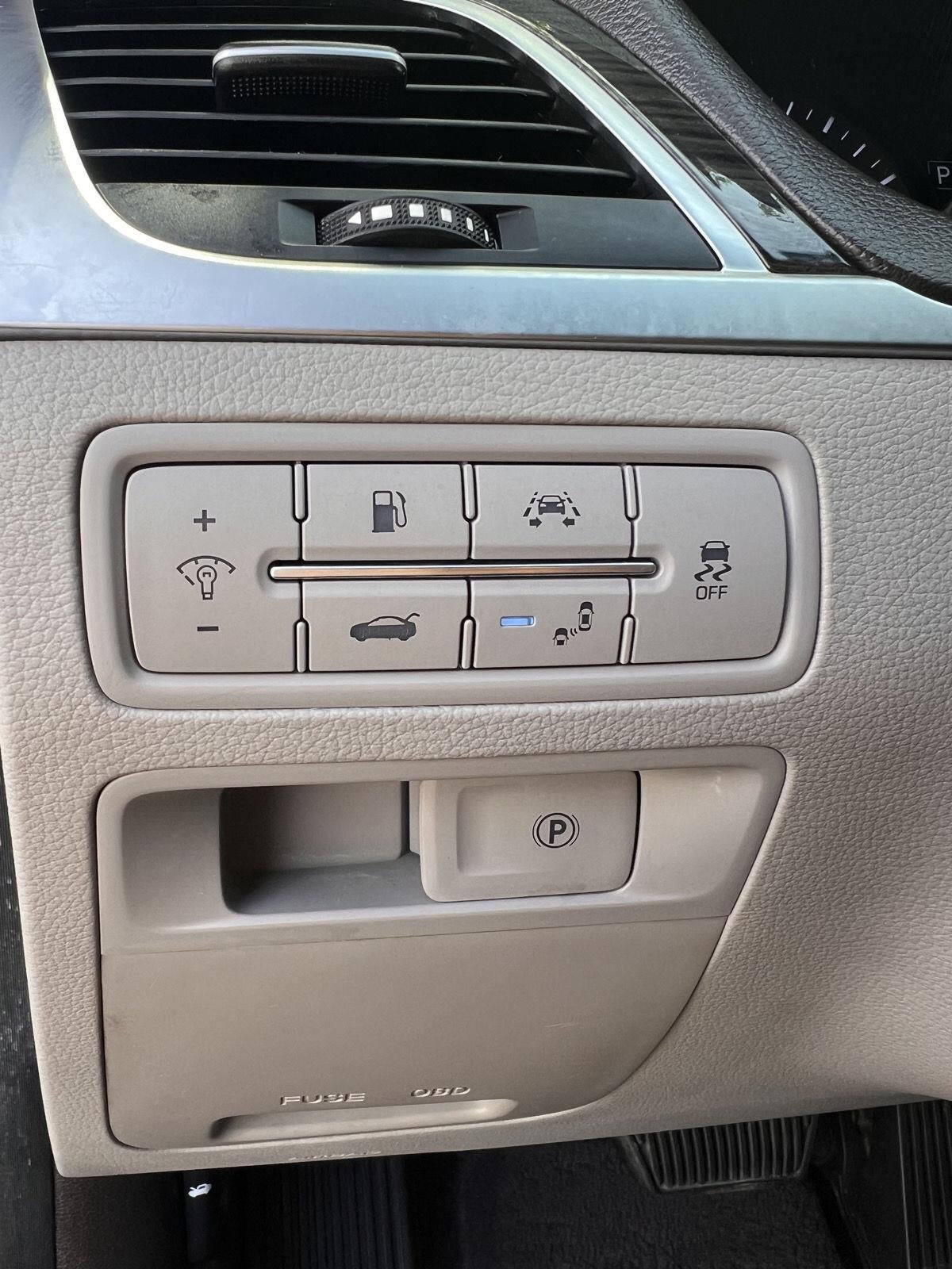 2018 Genesis G80 3.8L