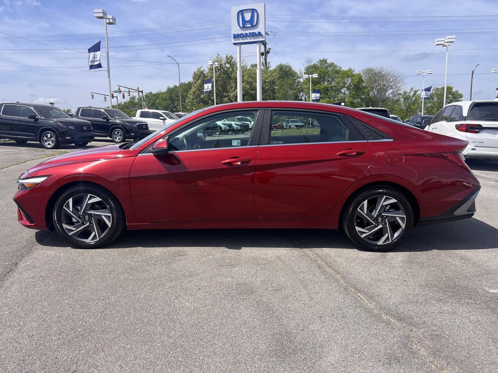 2024 Hyundai Elantra Limited