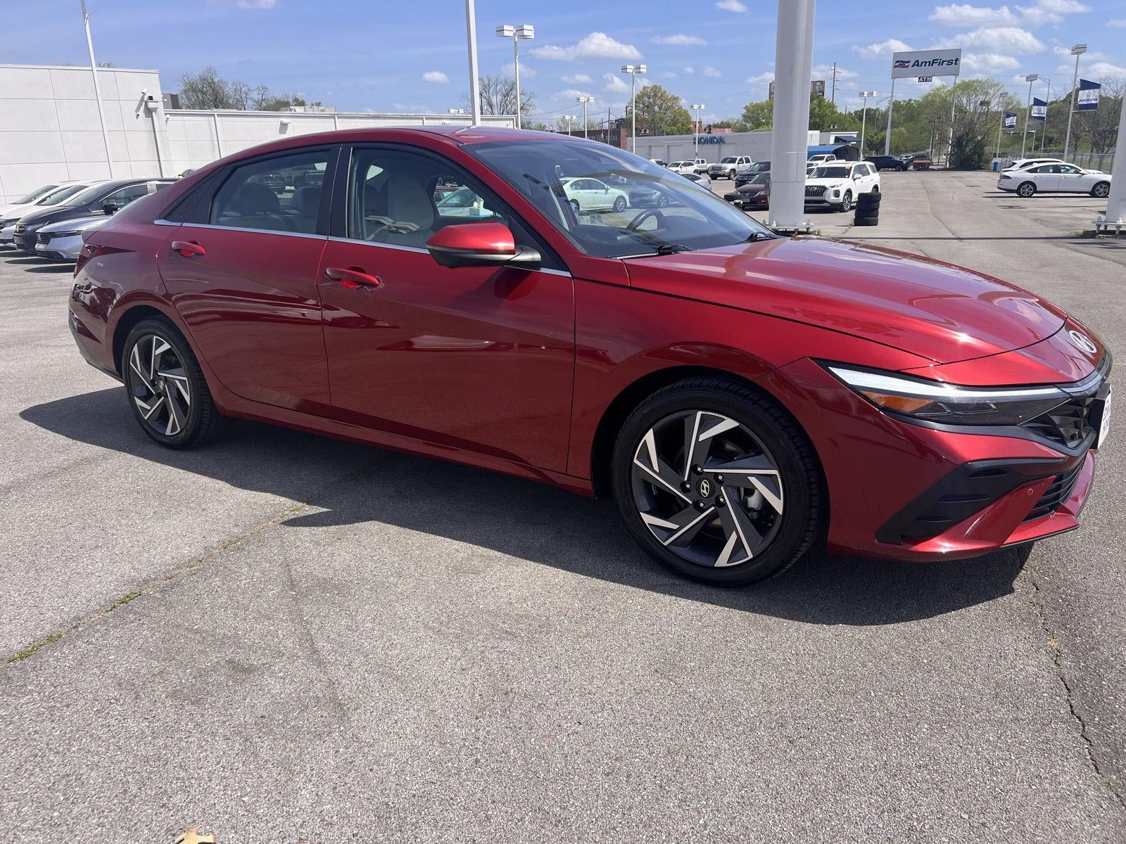 2024 Hyundai Elantra Limited