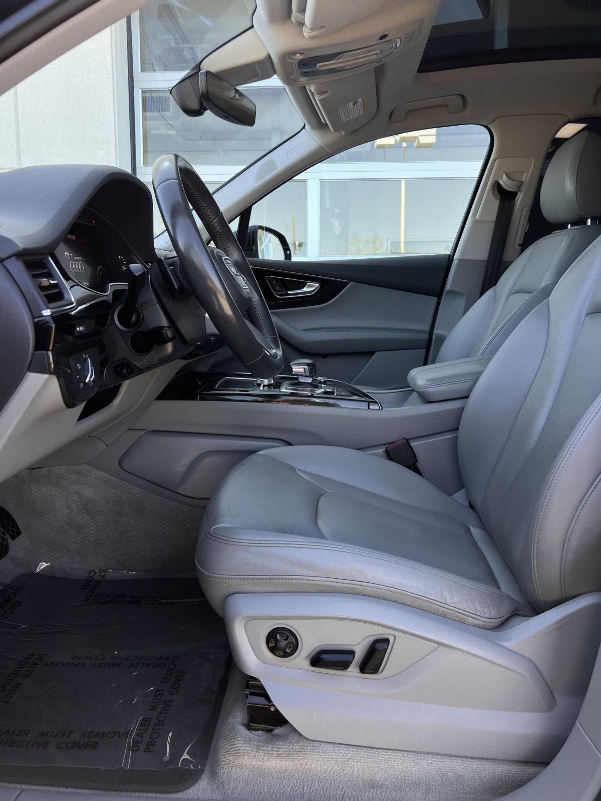 2019 Audi Q7 Premium Plus