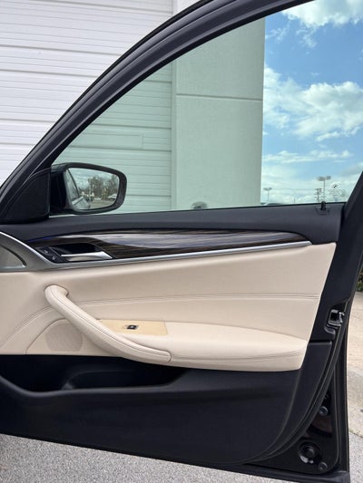 2019 BMW 5 Series 530i