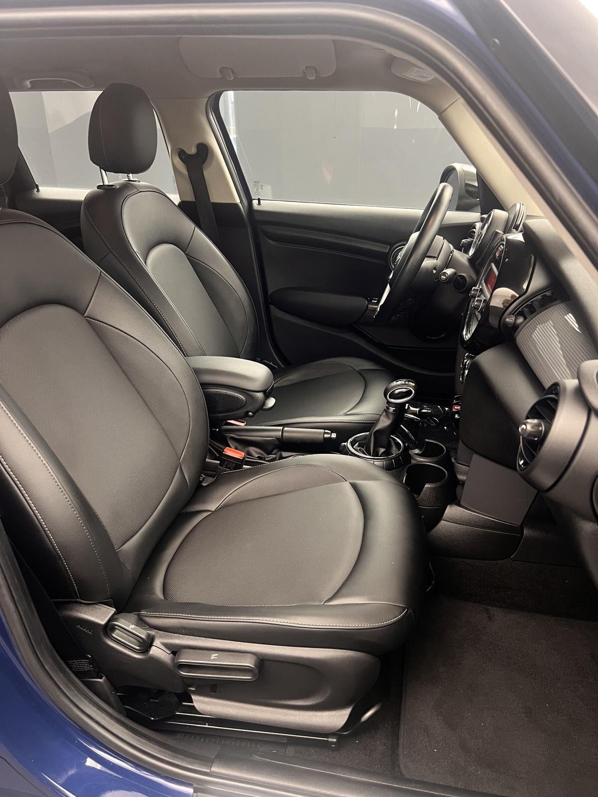 2016 MINI Cooper Hardtop 4 Door 4dr HB