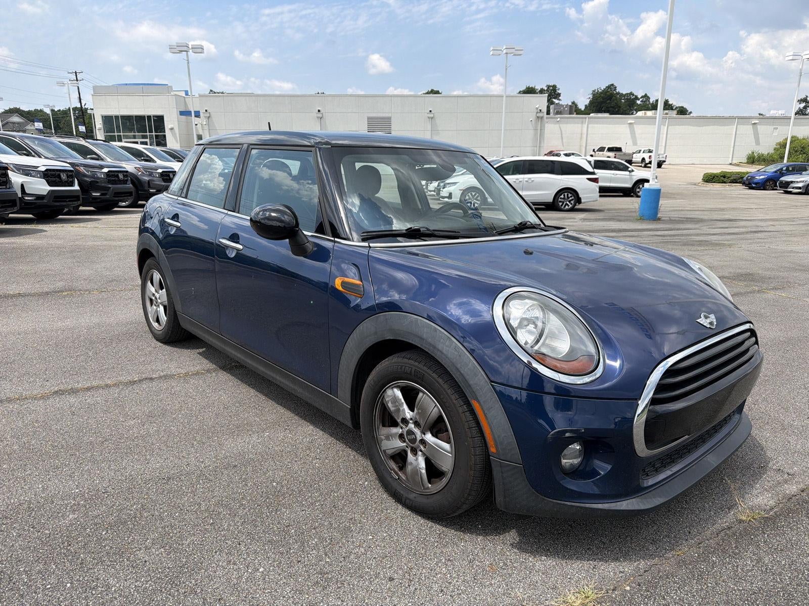 2016 MINI Cooper Hardtop 4 Door 4dr HB