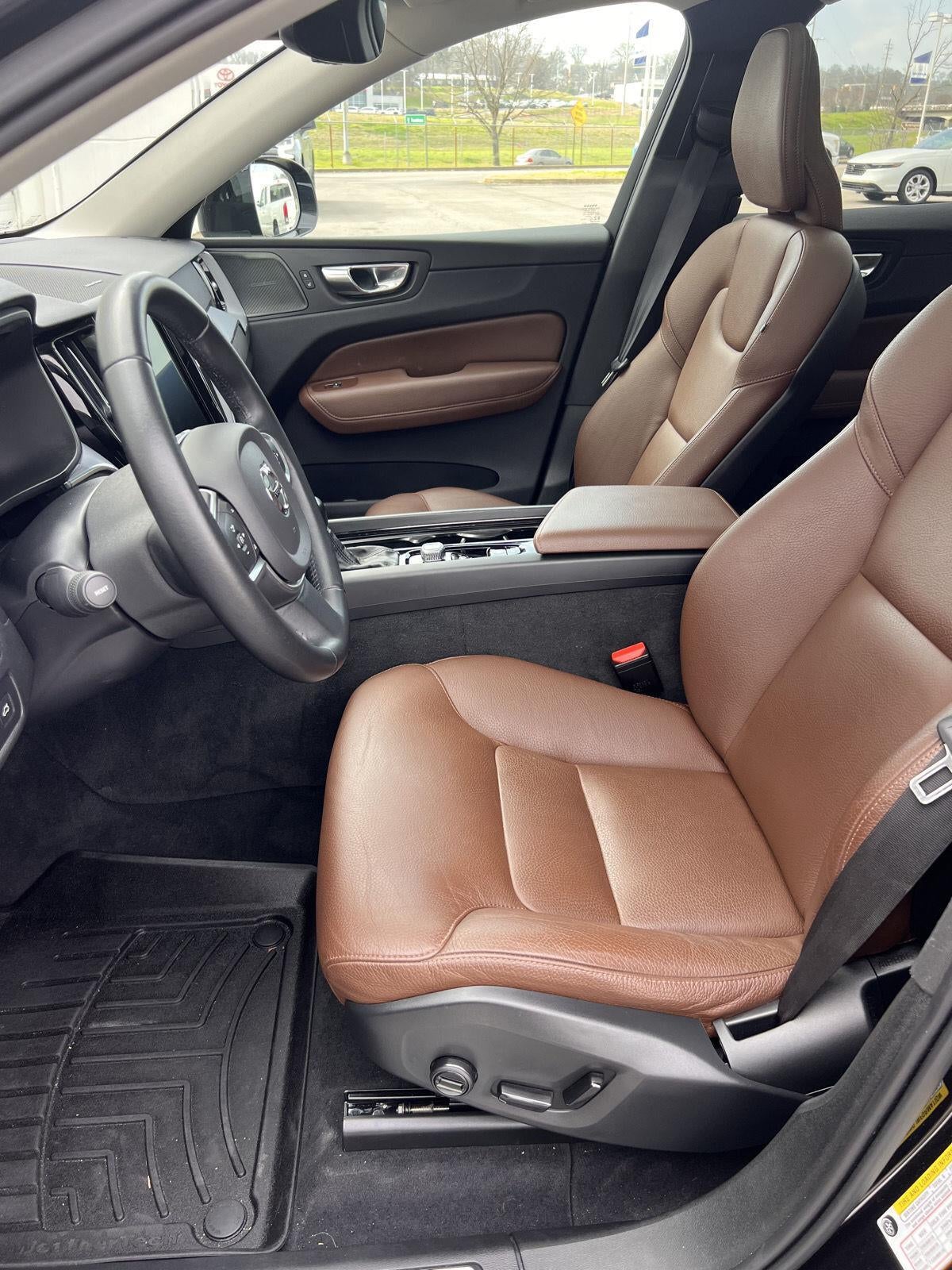 2019 Volvo XC60 T6MOMENTUM