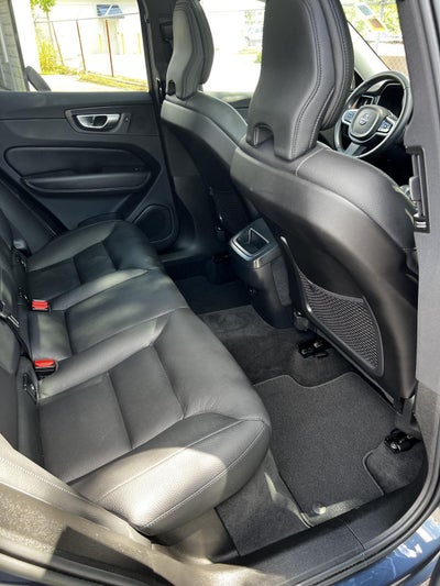 2023 Volvo XC60 Plus Bright Theme