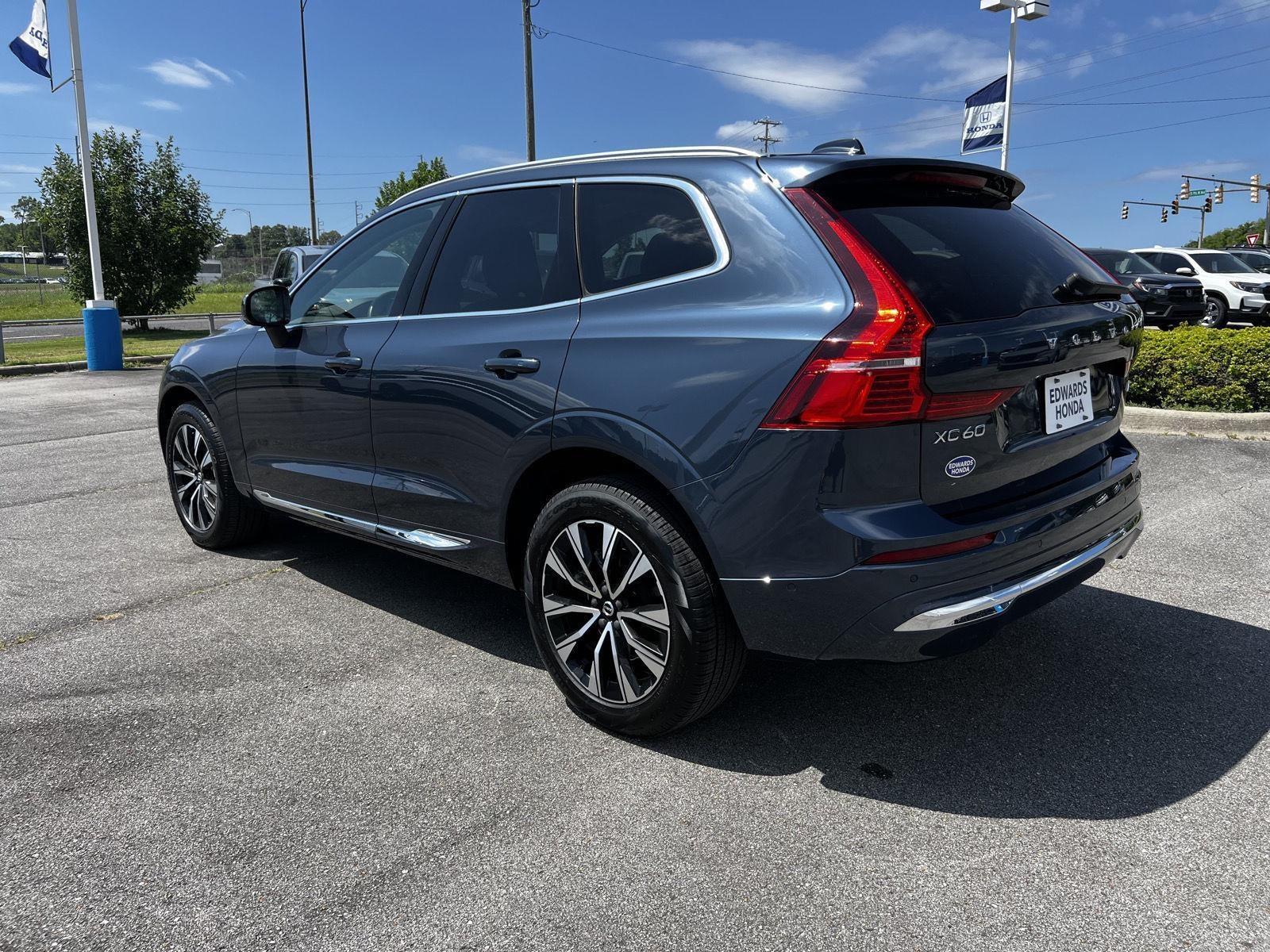 2023 Volvo XC60 Plus Bright Theme