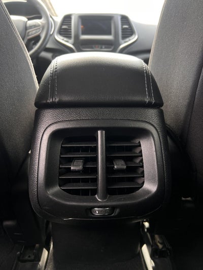 2021 Jeep Cherokee Latitude